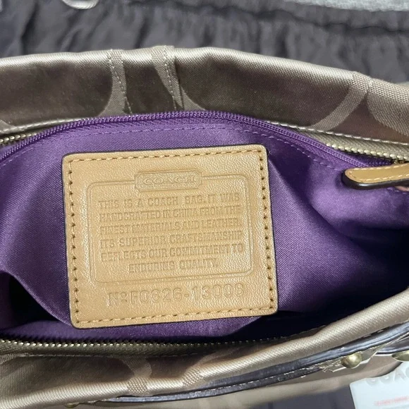Brand New, Never Used Coach Carly Gold & Jacquard Signature “C” Hobo Bag - Picture 8 of 13
